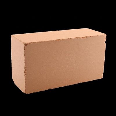 Hochtemperatur-Anwendungs-Feuerfeststein aus hochtonhaltigem Material mit 22 Prozent Porosität, konstruiert für thermische Stabilität und Haltbarkeit